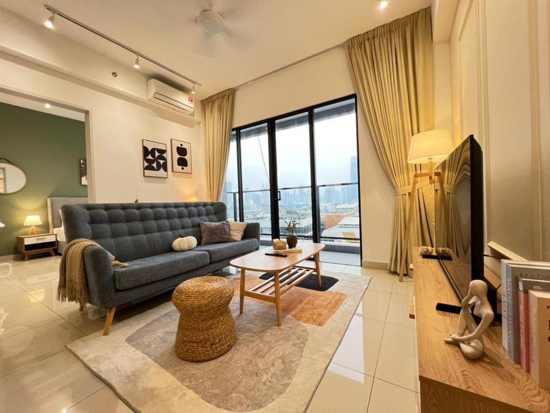 Apartment Trion Kl Queen Service *
